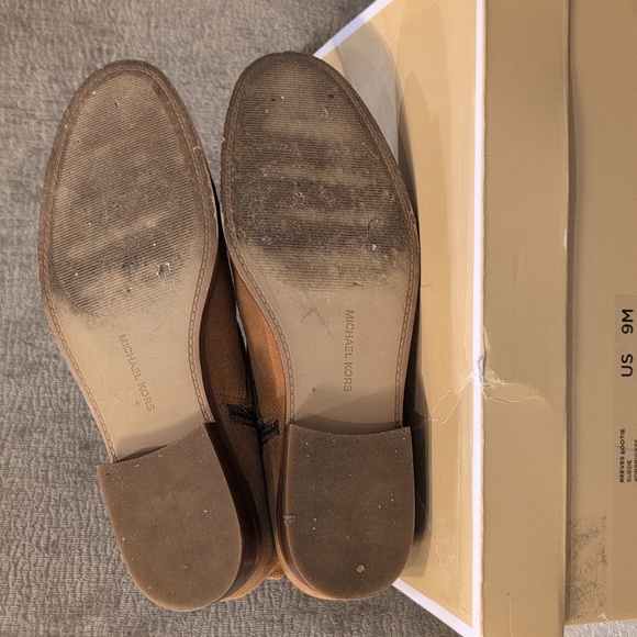 Michael Kors Reeves Bootie Suede - Picture 10 of 15